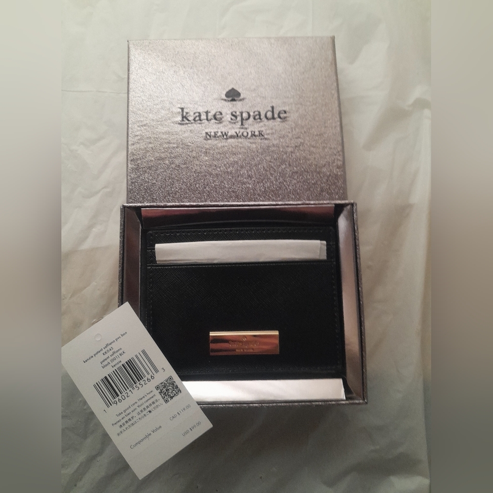 New Kate Spade Kenzie Black Card Holder NWT With Gift Box 🦋